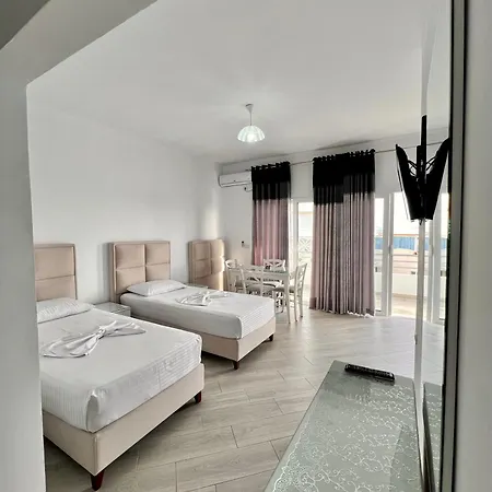 Gjoka Apartments, In Front Of Bougainville Bay Sarandë Zimmer foto