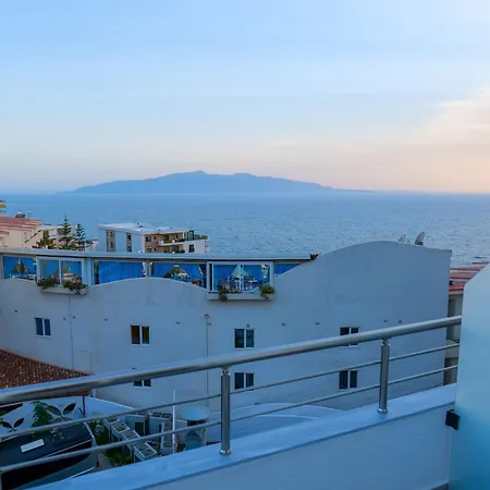 Gjoka Apartments, In Front Of Bougainville Bay Sarandë Zimmer foto