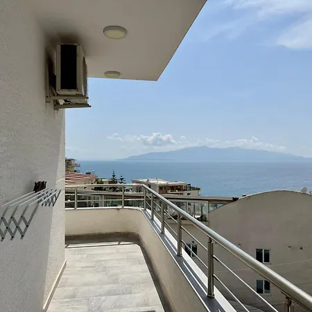 Gjoka Apartments, In Front Of Bougainville Bay Sarandë Exterior foto