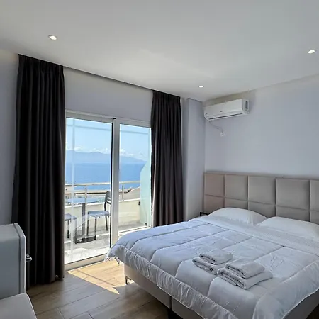 Gjoka Apartments, In Front Of Bougainville Bay Sarandë Exterior foto
