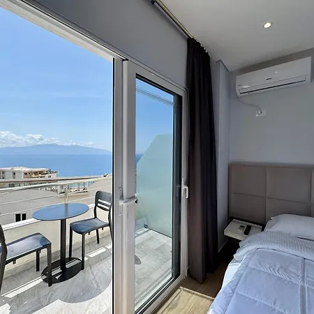Gjoka Apartments, In Front Of Bougainville Bay Sarandë Exterior foto