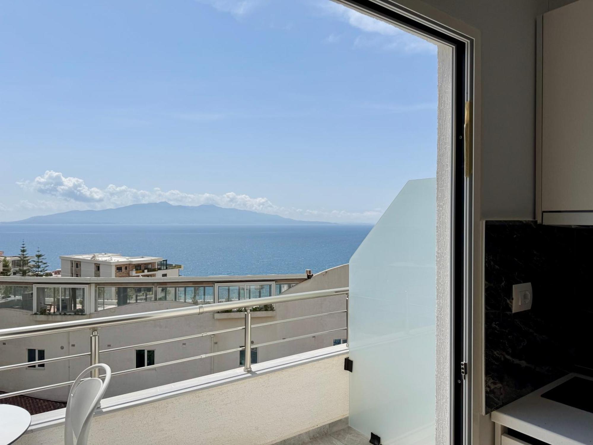 Gjoka Apartments, In Front Of Bougainville Bay Apartment