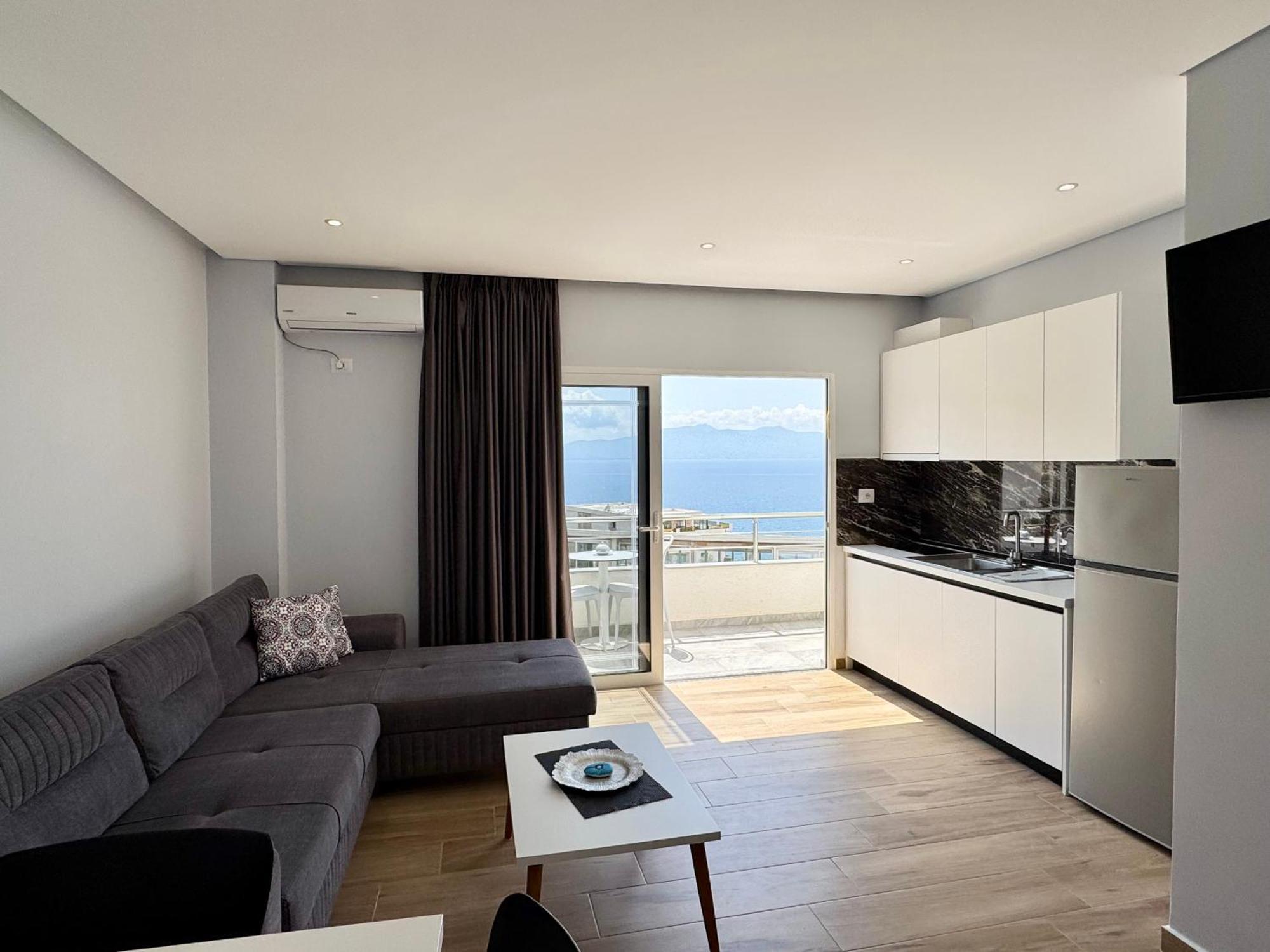 Gjoka Apartments, In Front Of Bougainville Bay Apartment Sarandë